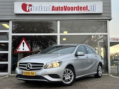 Mercedes-Benz A-klasse - 180 Ambition Automaat / Navi / PDC / Stoelverwarming / 2013