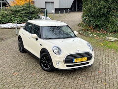 MINI One - 1.5 One Business Edition Cooper 1.5i 5-Deuren Apple CarPlay Navigatie Cruise Control Airco Alarm Parksensoren