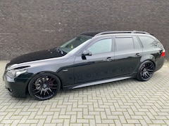 BMW 5-serie Touring - 523i|M-Pakket|20'' Breyton|PDC|Panorama|