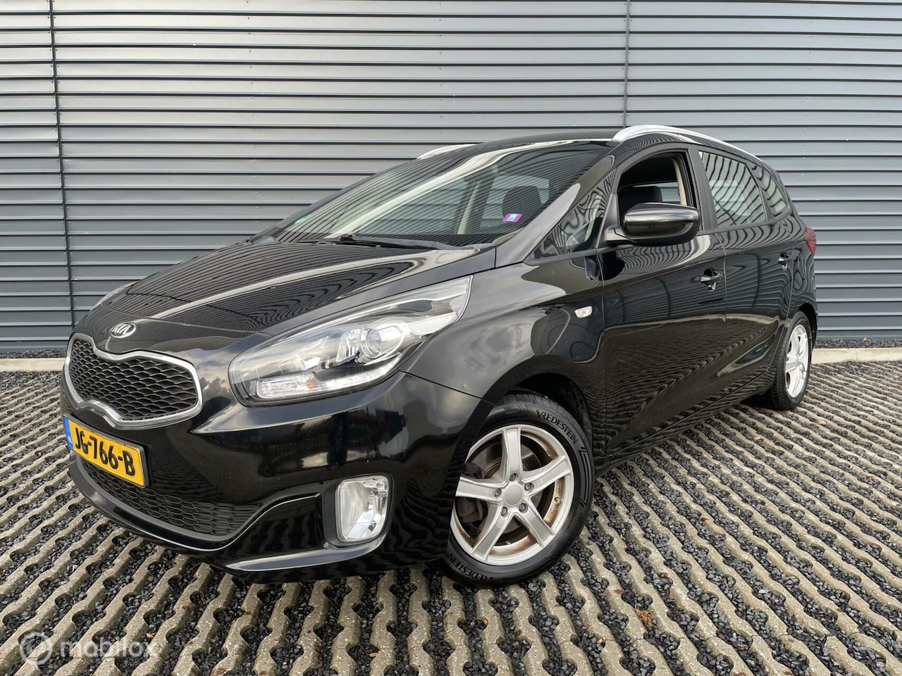 Kia Carens - 1.6 GDi 135 PK DynamicLine 7 persoons - AutoWereld.nl