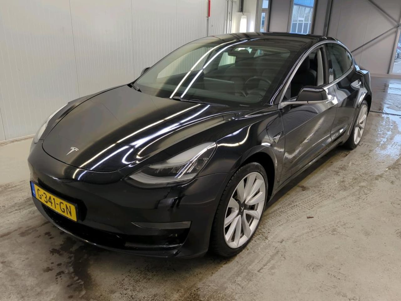 Tesla Model 3 - Long-Range AWD 351pk 75 kWh [ TREKHAAK+AUTOPILOT+19+LEDER+CLIMAAT+ACC+PDC ] - AutoWereld.nl