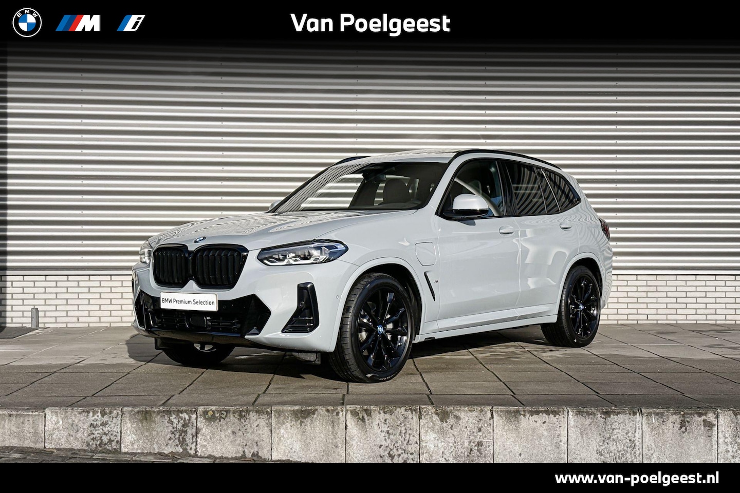 BMW X3 - xDrive30e High Executive/ Safety Pack / Trekhaak / Panoramadak - AutoWereld.nl