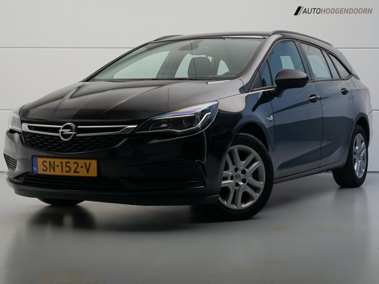 Opel Astra Sports Tourer - 1.0 Online Edition (APPLE CARPLAY,LED VERLICHTING,PARKEERSENSOREN,CRUISE,LM-VELGEN,TOPCOND - AutoWereld.nl