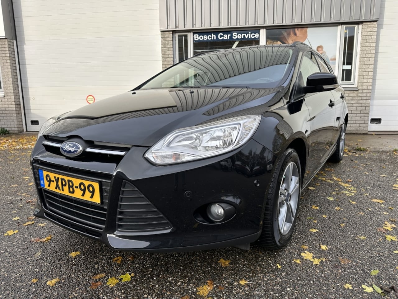 Ford Focus Wagon - 1.0 EcoB. Titanium - AutoWereld.nl