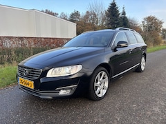 Volvo V70 - 2.0 D4 Polar+ / AUTOMAAT / NAVI / XENON / SCHUIFDAK