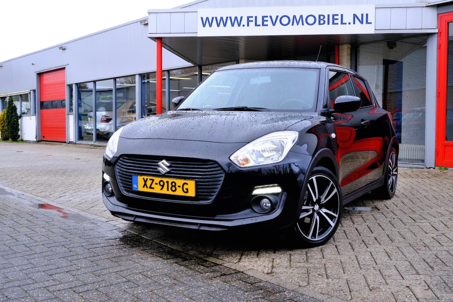 Suzuki Swift - 1.2 Sportline Airco|Camera|LMV|Trekhaak - AutoWereld.nl