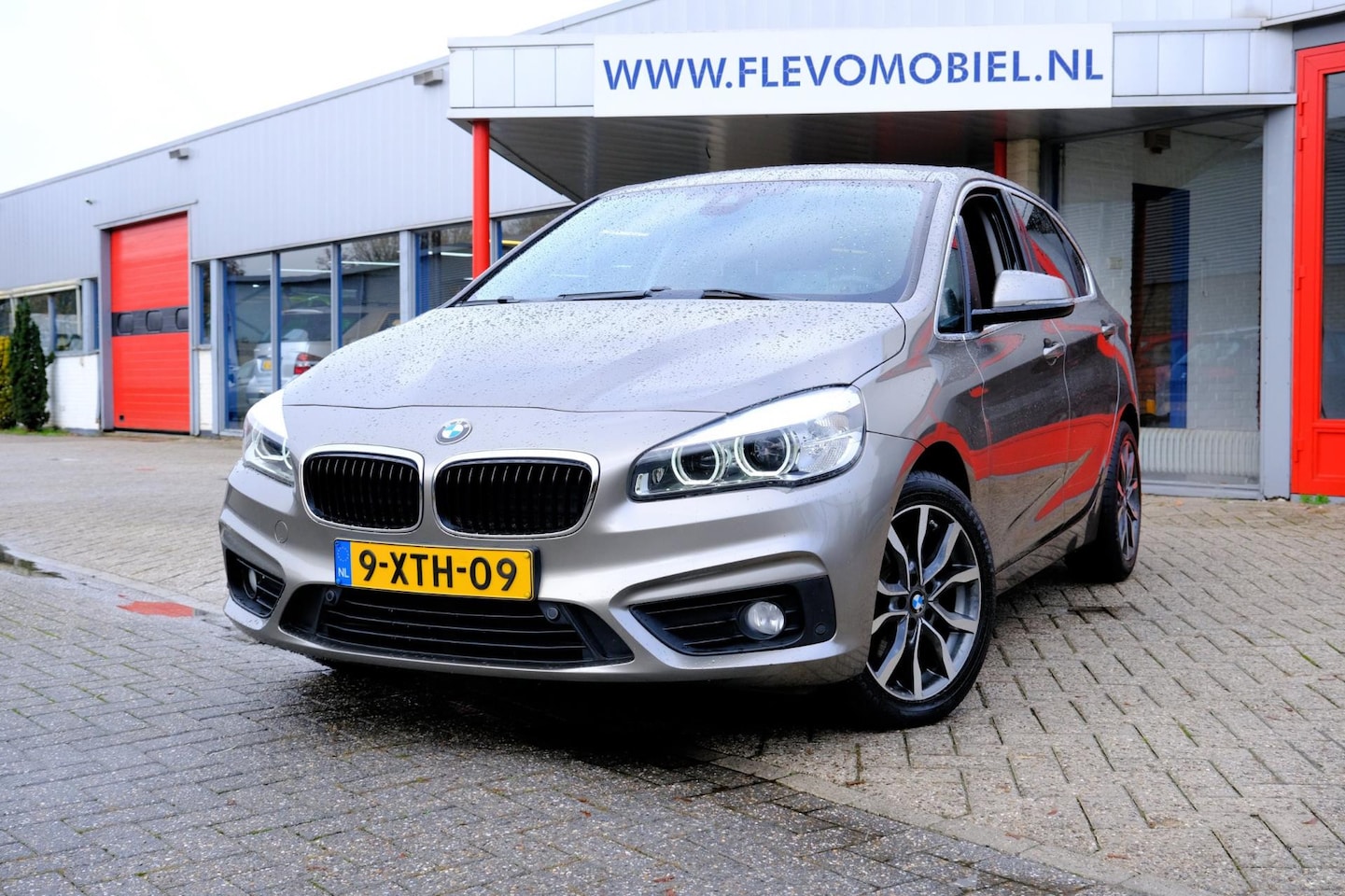 BMW 2-serie Active Tourer - 218i High Executive Leder|Navi|Clima|LMV - AutoWereld.nl