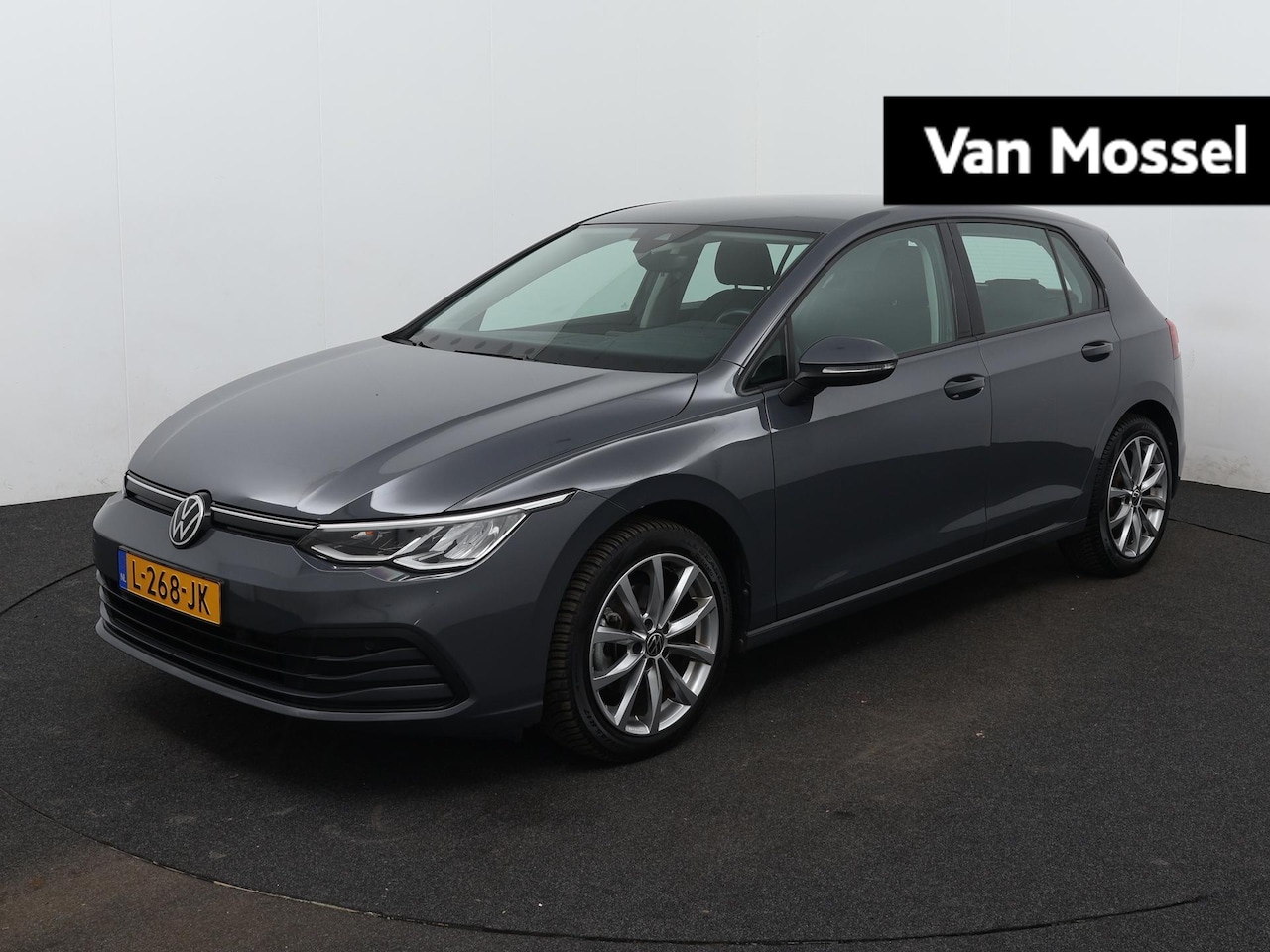 Volkswagen Golf - 1.0 eTSI Life Navigatie | Keyless | Lichtmetalen velgen | Adaptive Cruise Control | Parkee - AutoWereld.nl