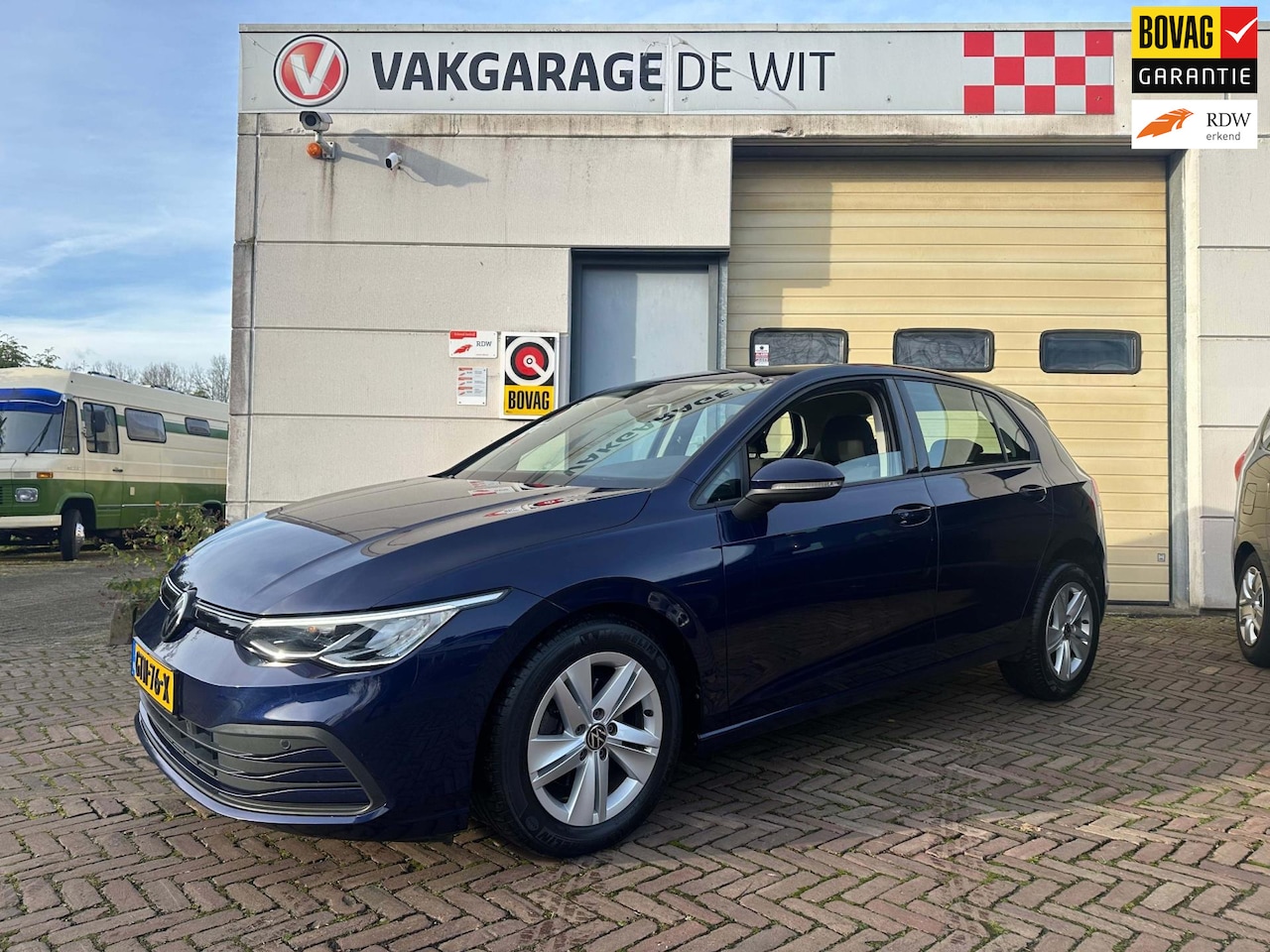 Volkswagen Golf - 1.0 eTSI Life Business - AutoWereld.nl