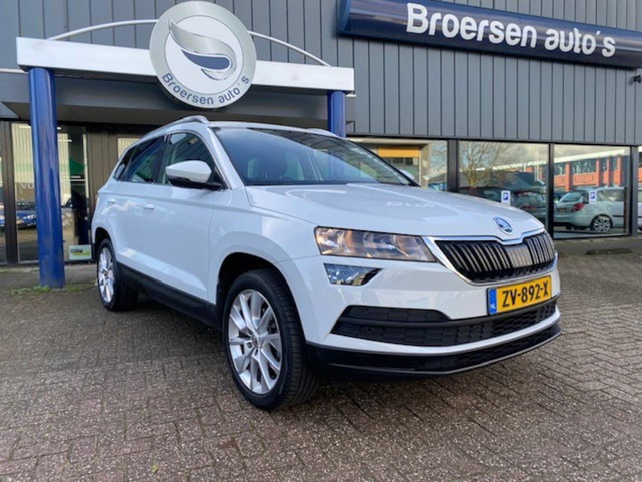 Skoda Karoq - 1.0 TSI 115pk DSG-7 Ambition Business met 18", Stoelv. en Smartlink+ - AutoWereld.nl