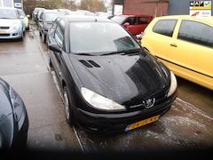 Peugeot 206 - 1.4 XR