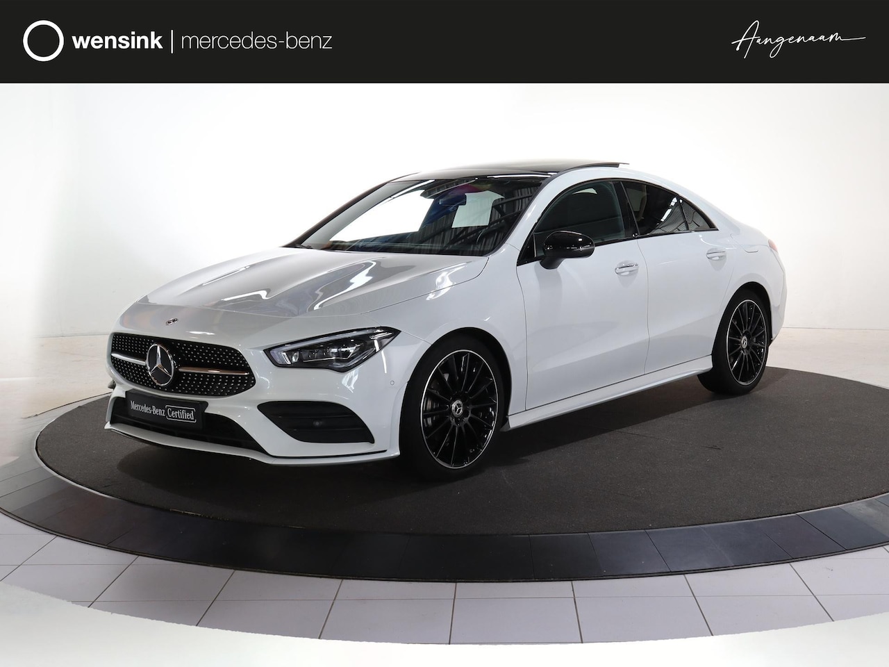 Mercedes-Benz CLA-Klasse - 180 Premium Plus | Sfeerverlichting | AMG | Panoramadak | Night | Multibeam | - AutoWereld.nl