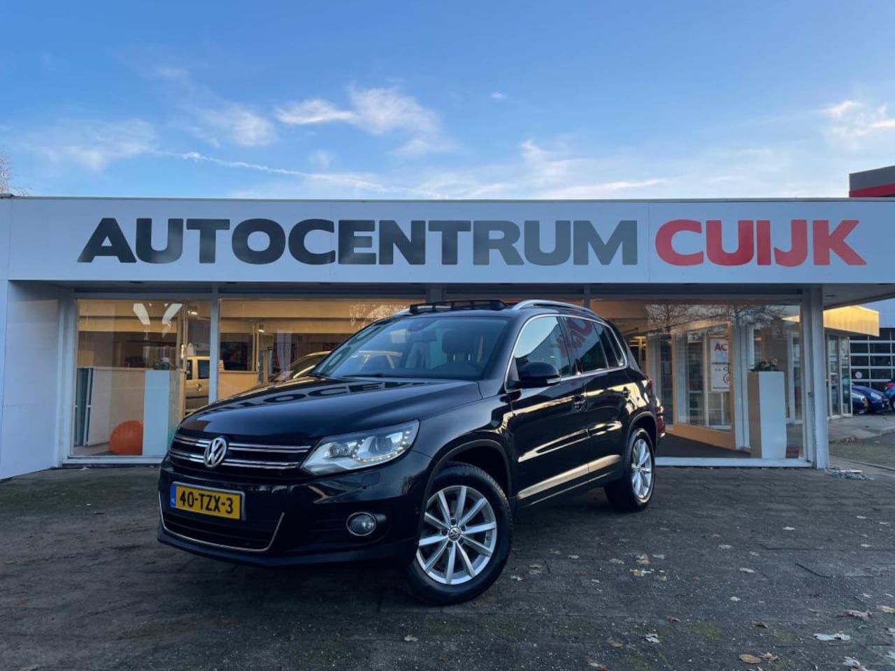 Volkswagen Tiguan - 1.4 TSI Sport&Style - AutoWereld.nl