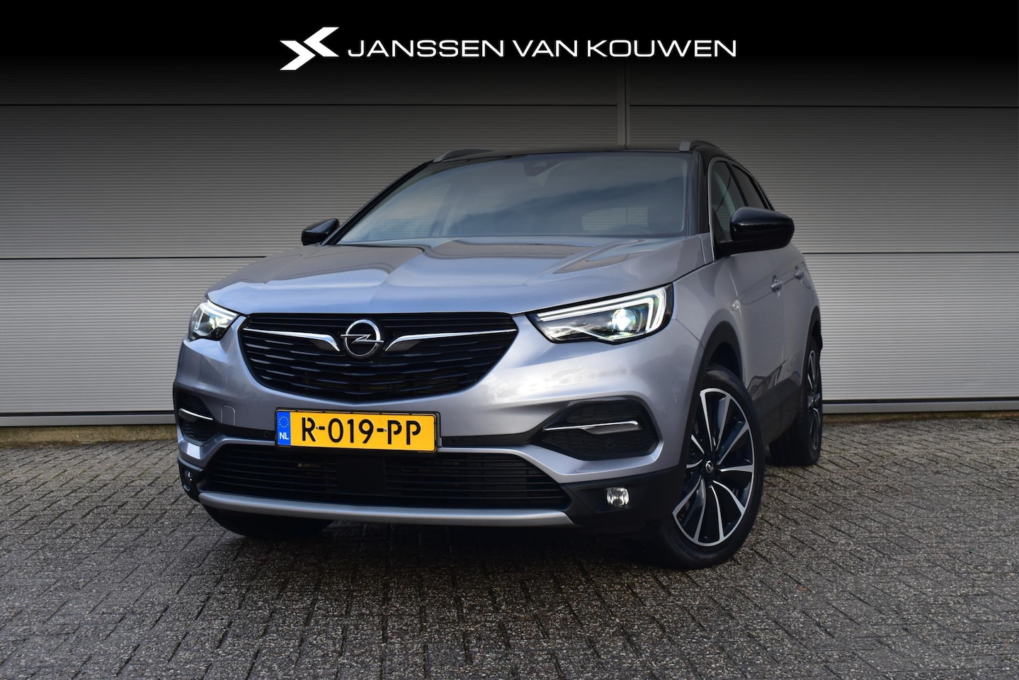 Opel Grandland X - 1.6 Turbo Hybrid Business Executive Winterpakket Keyless Entry&Start Trekhaak Voorruitverw - AutoWereld.nl