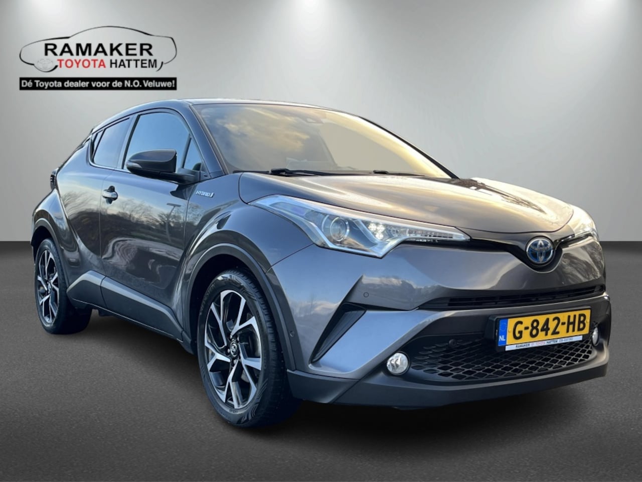 Toyota C-HR - 1.8 Hybrid Dynamic 1.8 Hybrid Dynamic - AutoWereld.nl