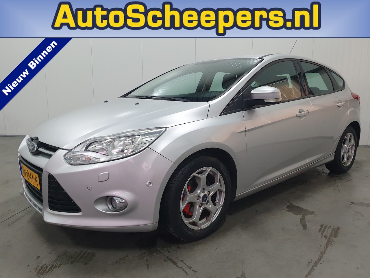 Ford Focus - 1.0 EcoBoost Trend NAVI/CRUISE/AIRCO/LMV - AutoWereld.nl