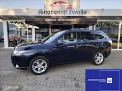 Mitsubishi Outlander - 2.0 Instyle*7 PERS*KLIMA*NAVI*CRUISE