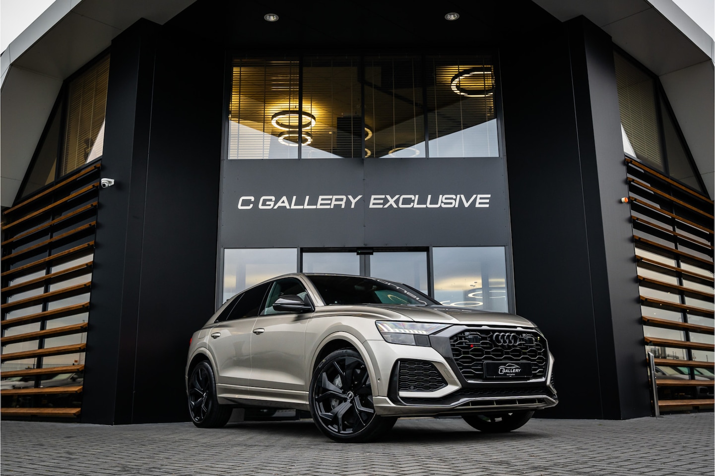 Audi RSQ8 - 4.0 TFSI quattro - RS Dynamc Plus Pakket | Ceramic | Stoelkoeling | Massage | Elek. trekha - AutoWereld.nl