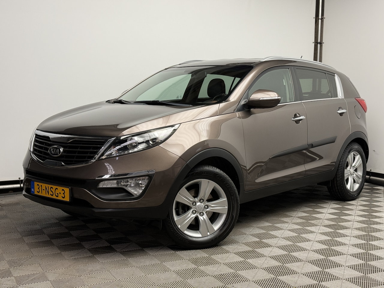 Kia Sportage - 2.0 X-ecutive Plus Pack Trekhaak ECC NL Auto - AutoWereld.nl