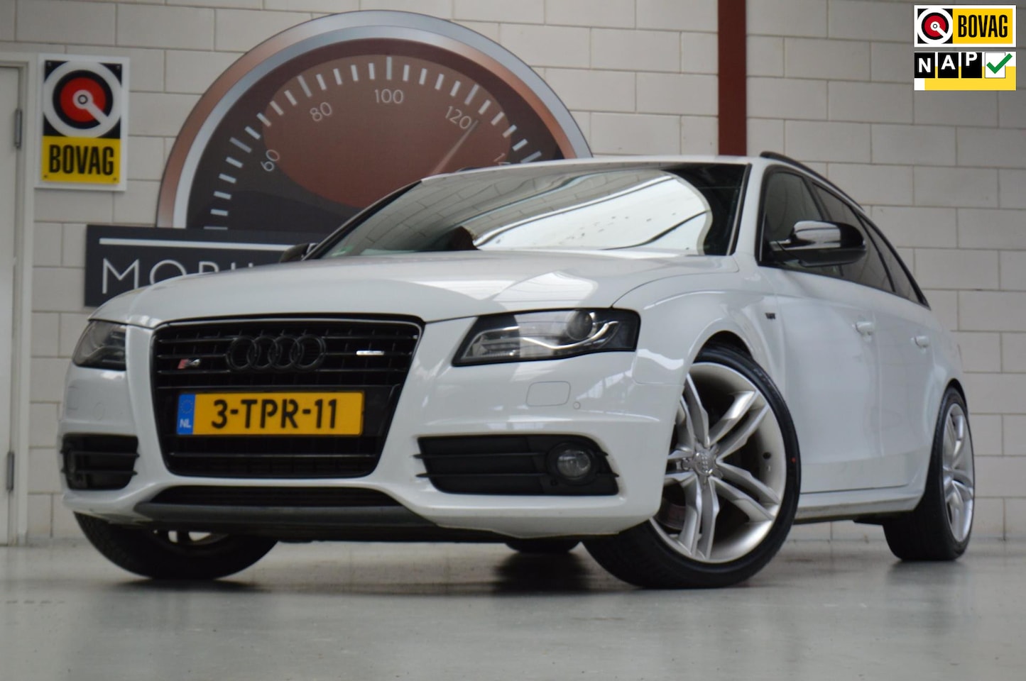 Audi A4 Avant - 3.0 TDI Pro Line S4-pakket, Trekhaak, schuifdak, NWE banden! - AutoWereld.nl