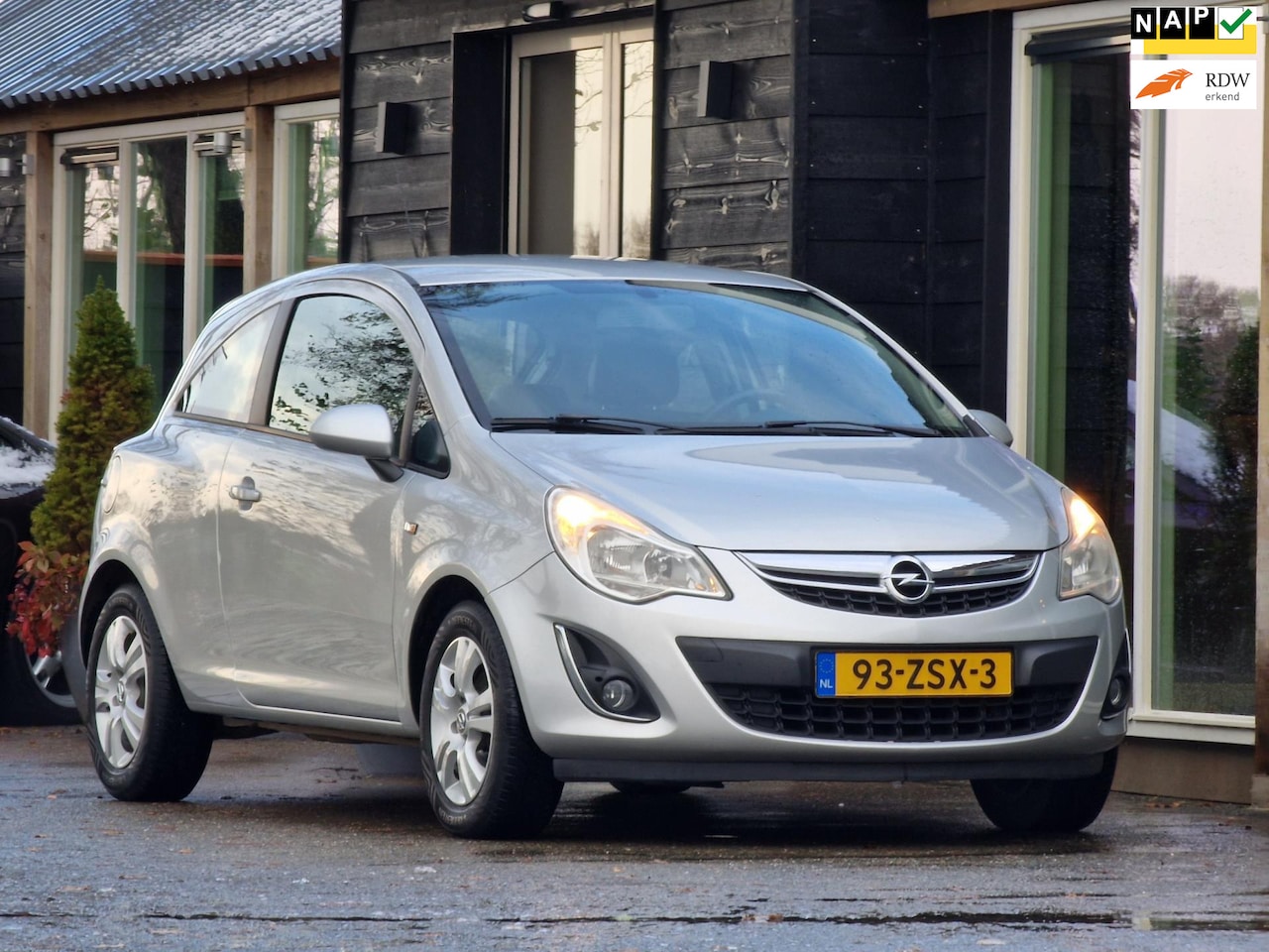 Opel Corsa - 1.2 EcoFlex Anniversay Edition LPG G3 (Airco Cruise / Half Leder / Parkeersensoren) - AutoWereld.nl