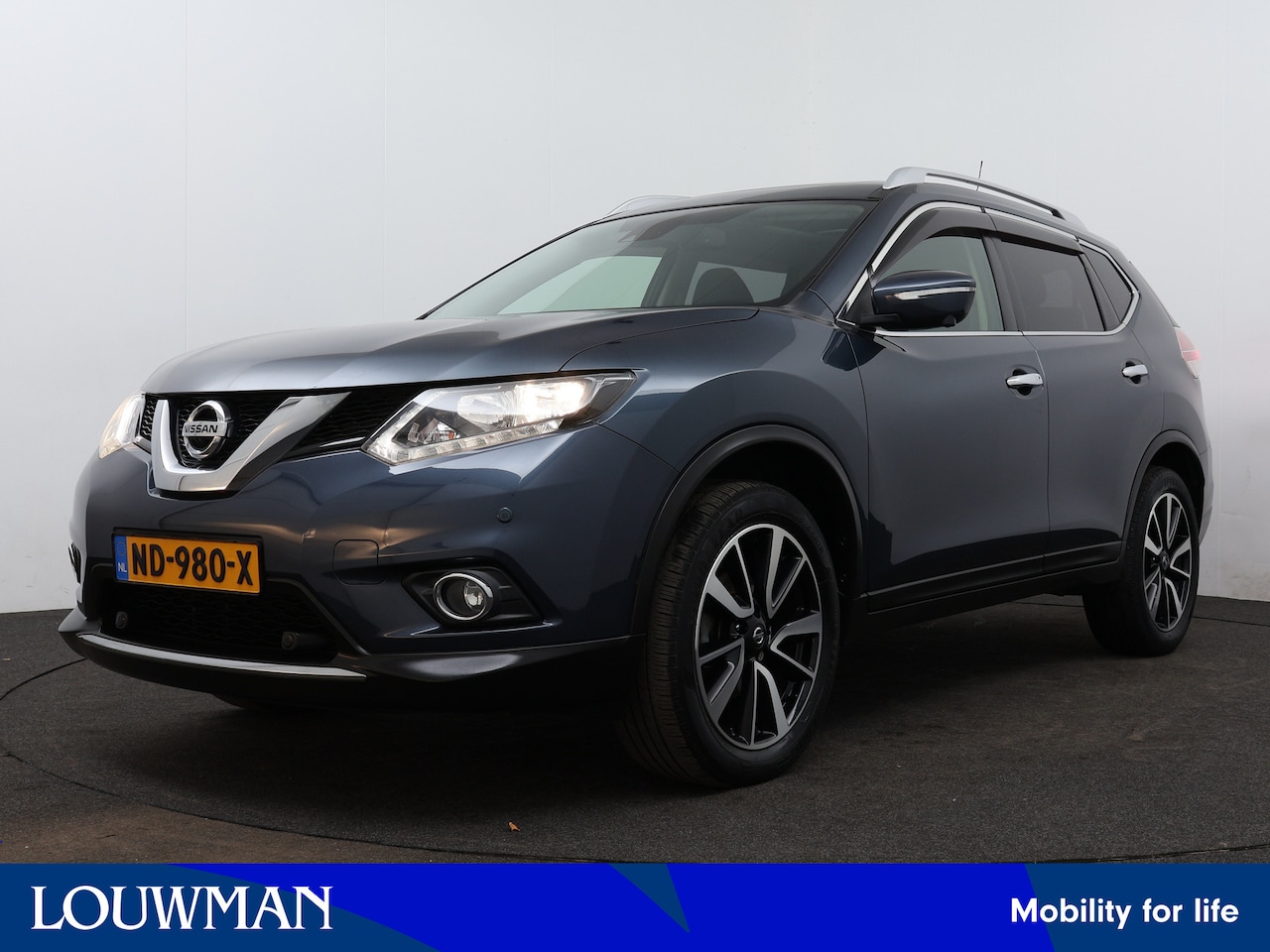 Nissan X-Trail - 1.6 DIG-T N-Connecta | Panoramadak | Navigatie | Camera | 360 Camera | LM velgen | Parkeer - AutoWereld.nl