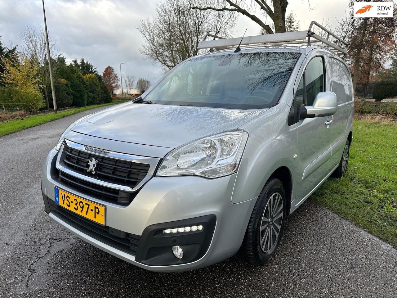 Peugeot Partner - 120 1.6 BlueHDi 120pk L1 Première S&S - AutoWereld.nl