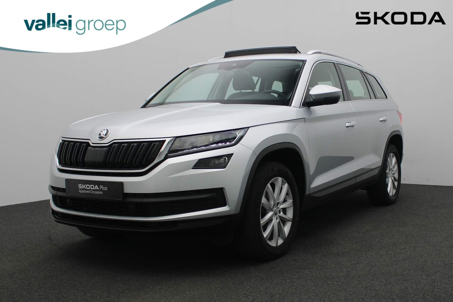 Skoda Kodiaq - 1.5 TSI 150PK DSG Business Edition | Pano | Trekhaak | Keyless | Navi | Full LED | 18 inch - AutoWereld.nl