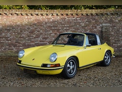 Porsche 911 Targa - T 2.4 Extensive restoration by Classic Partner in 2017-2018, Hellgelb with black leather i