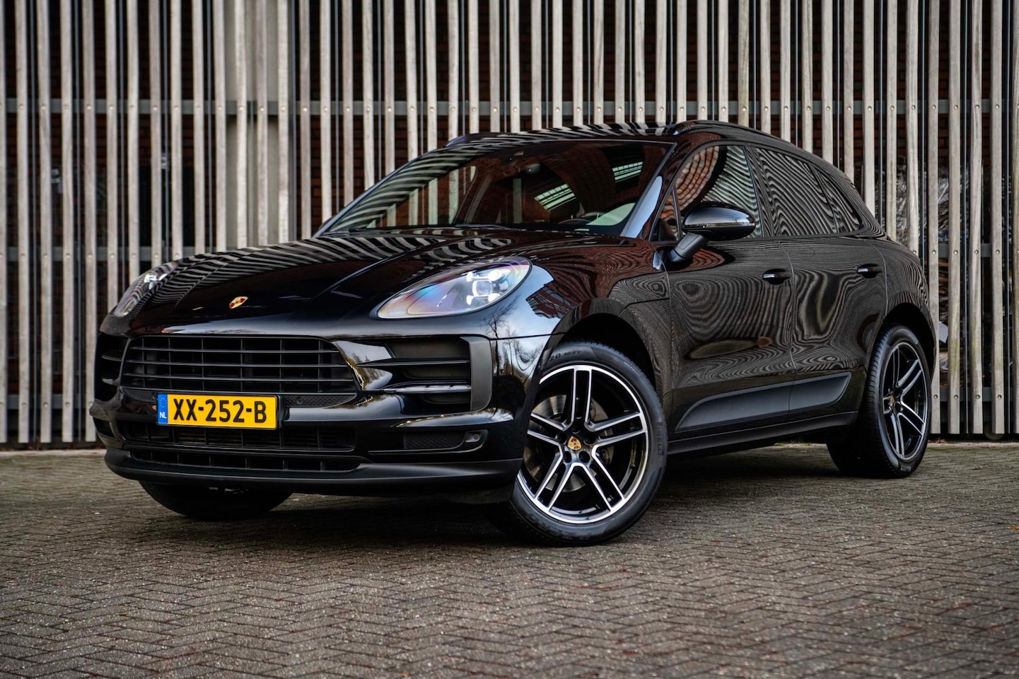 Porsche Macan - 2.0 245pk AUT. |NL-AUTO|BTW|Panorama|Sportchrono|20''|FULL LED|Camera|DEALER ONDH.|Leder|1 - AutoWereld.nl