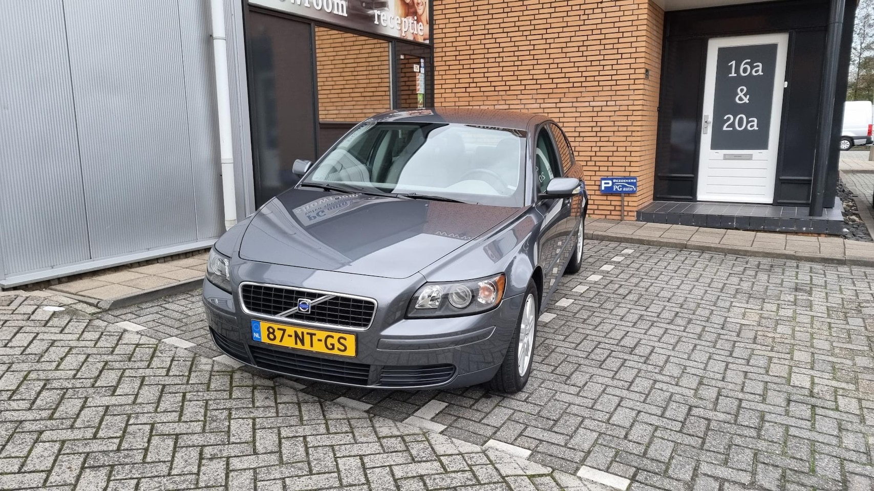 Volvo S40 - 2.4 Kinetic 2.4 Kinetic - AutoWereld.nl