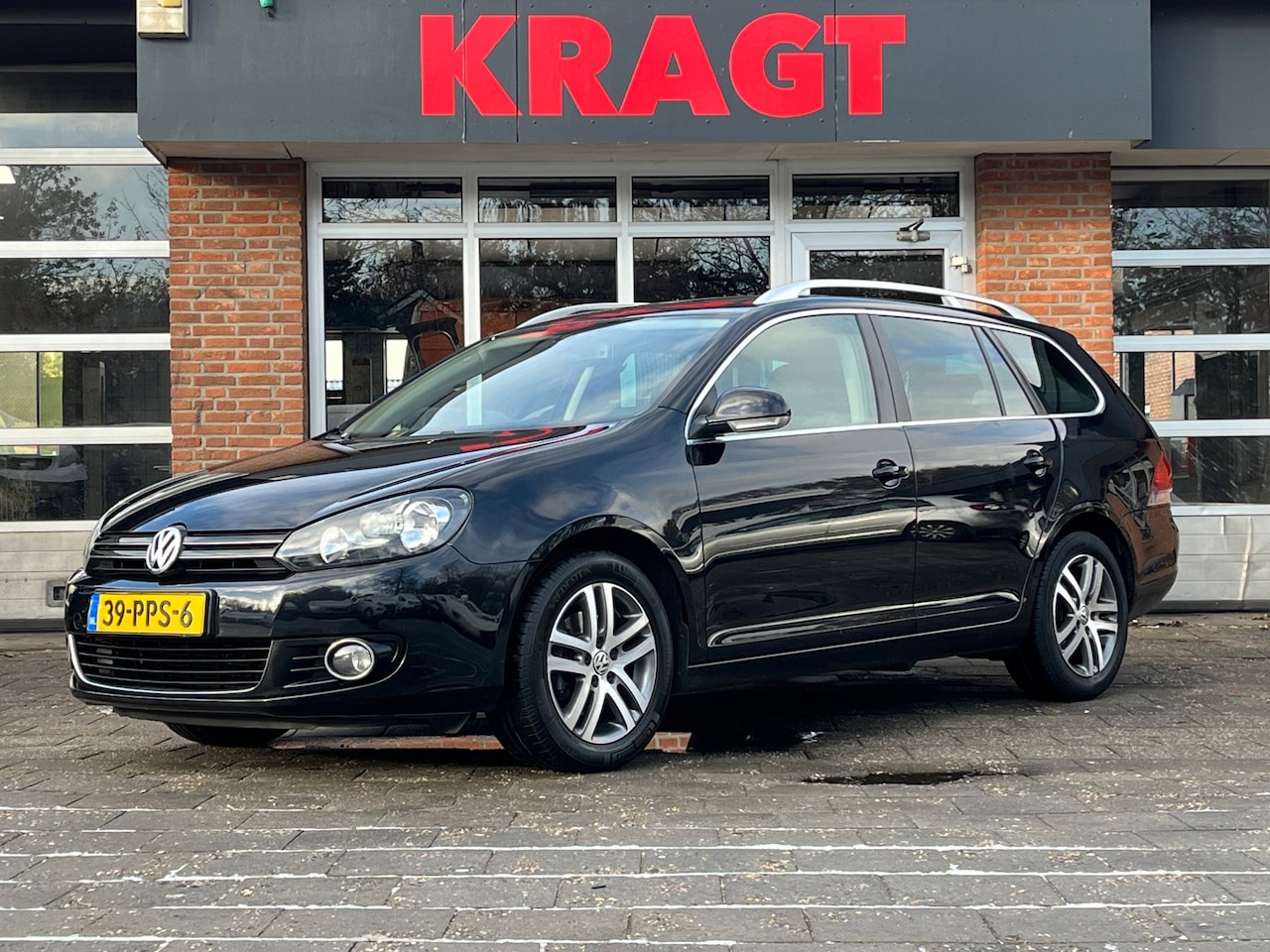 Volkswagen Golf Variant - Highline 1.4 TSI 122 pk - AUTOMAAT - Panoramadak - climate - AutoWereld.nl