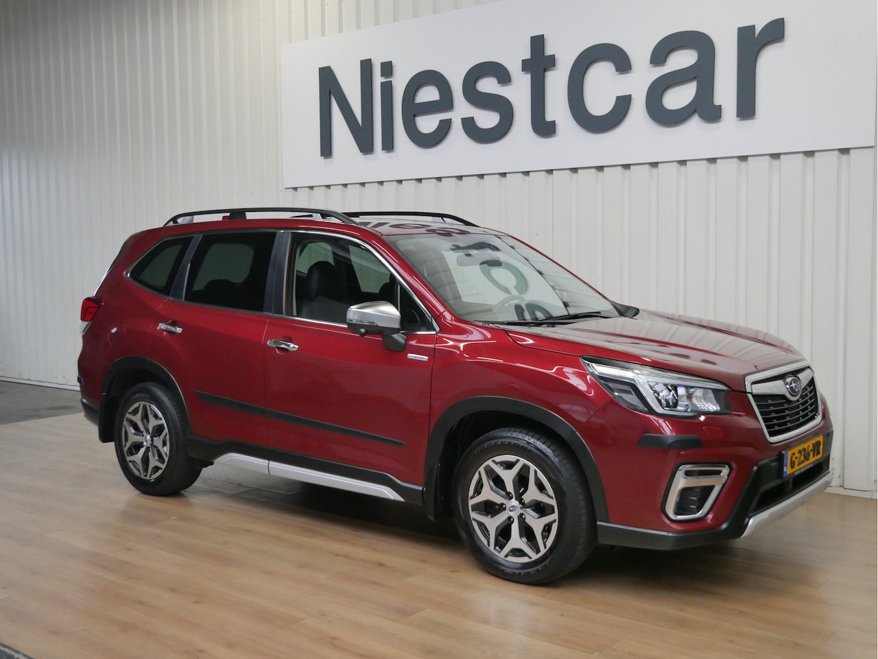 Subaru Forester - 2.0i e-BOXER Premium 2.0i e-BOXER Premium - AutoWereld.nl