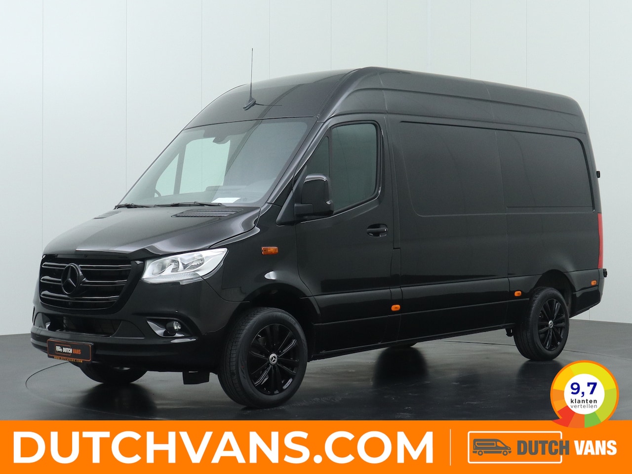 Mercedes-Benz Sprinter - 317CDI L2H2 Exclusive Black Edition | Airco | Cruise | Touchscreen Navigatie+360 Camera - AutoWereld.nl