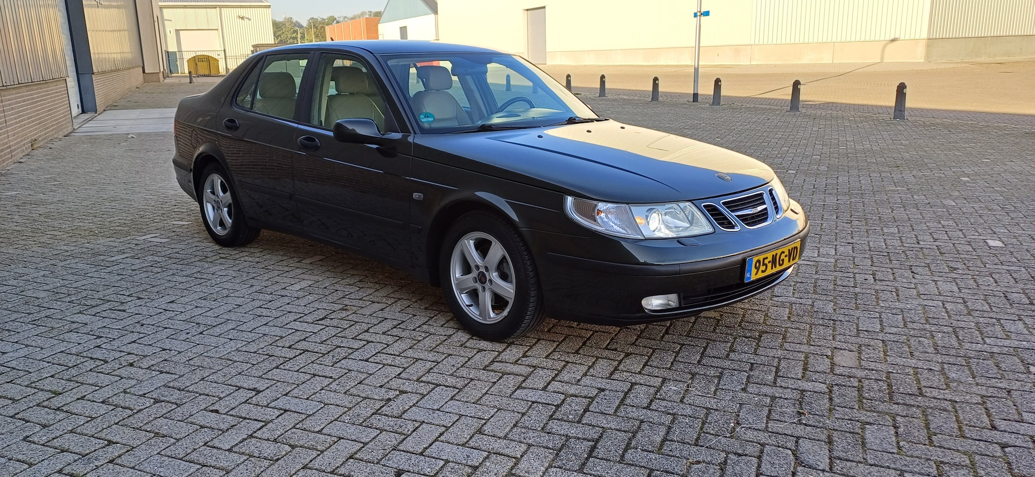 Saab 9-5 - 2.3t Vector - AutoWereld.nl