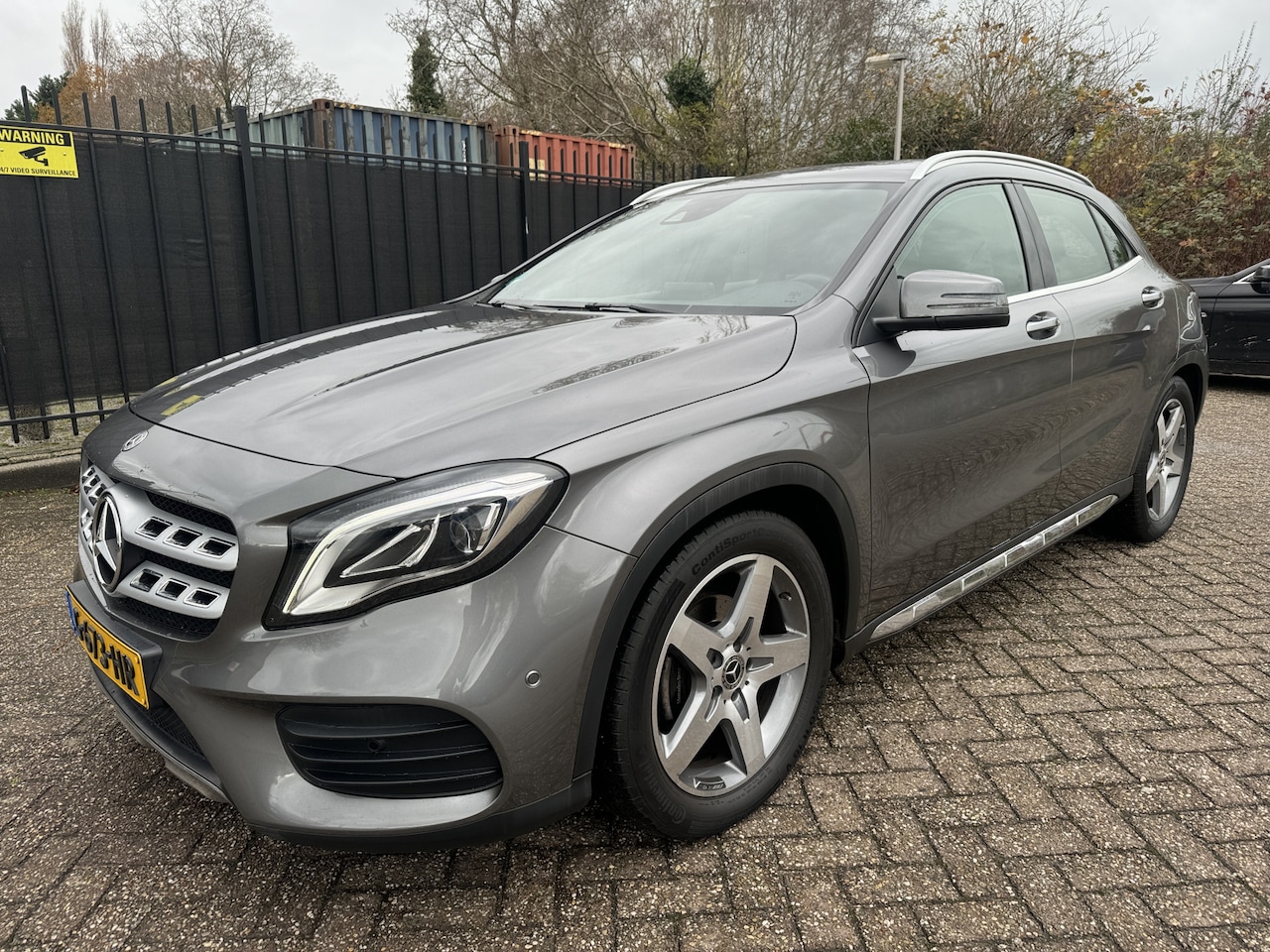 Mercedes-Benz GLA-Klasse - 180 Business Solution AMG Alcantara/LED/Navi/CAM - AutoWereld.nl