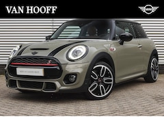 MINI Cooper S - Hatchback Automaat / JCW Trim Pakket / Panoramadak / Comfort Access / LED / Apple CarPlay