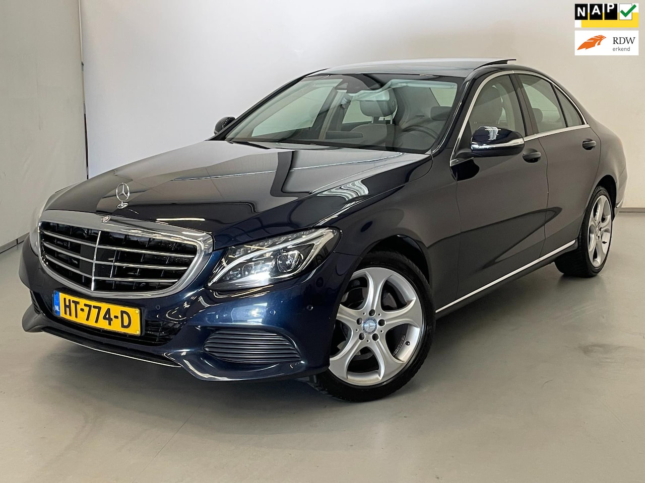 Mercedes-Benz C-klasse - 180 CDI / Pano / Comand / Distronic / Headup - AutoWereld.nl