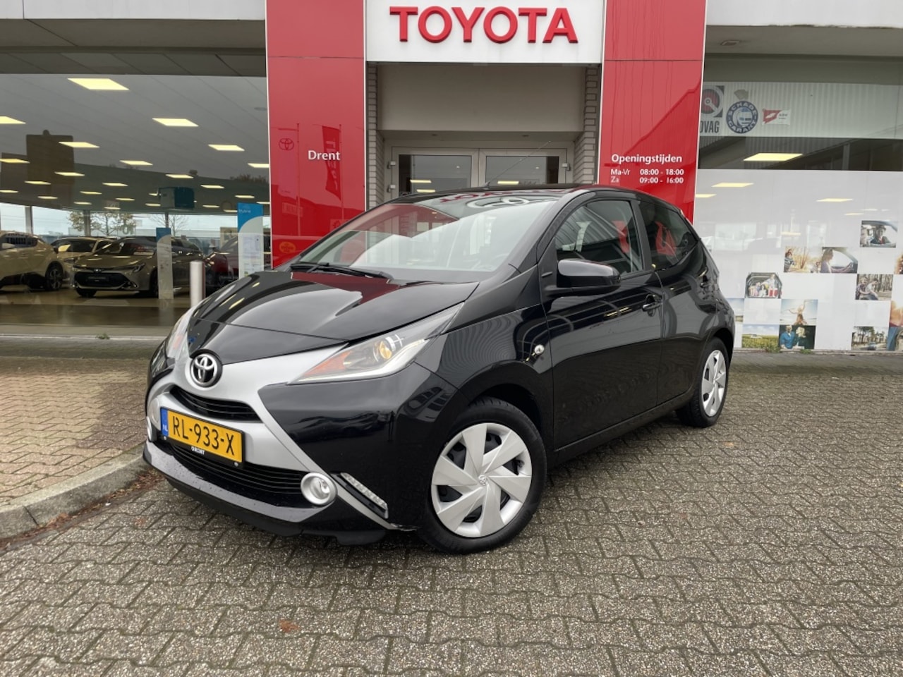 Toyota Aygo - 1.0 VVT-i x-play | JBL | Apple Carplay Android Auto | Achteruitr - AutoWereld.nl