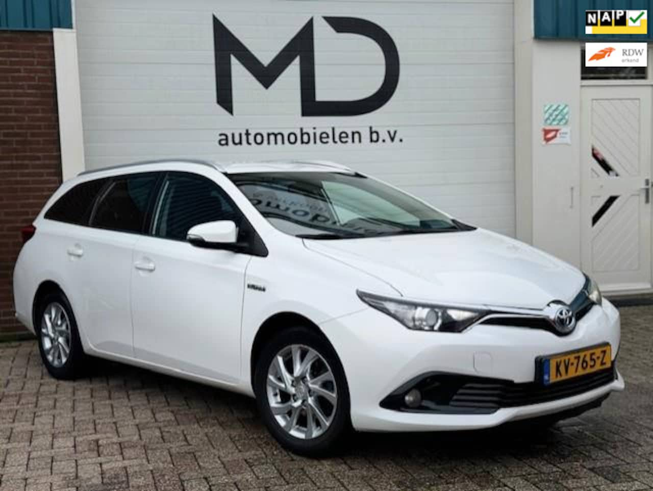 Toyota Auris Touring Sports - 1.8 Hybrid Aspiration 1.8 Hybrid Aspiration - AutoWereld.nl