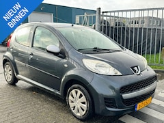 Peugeot 107 - 1.0-12V XR 5-deurs / NAP