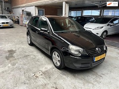 Volkswagen Polo - 1.2-12V Trendline