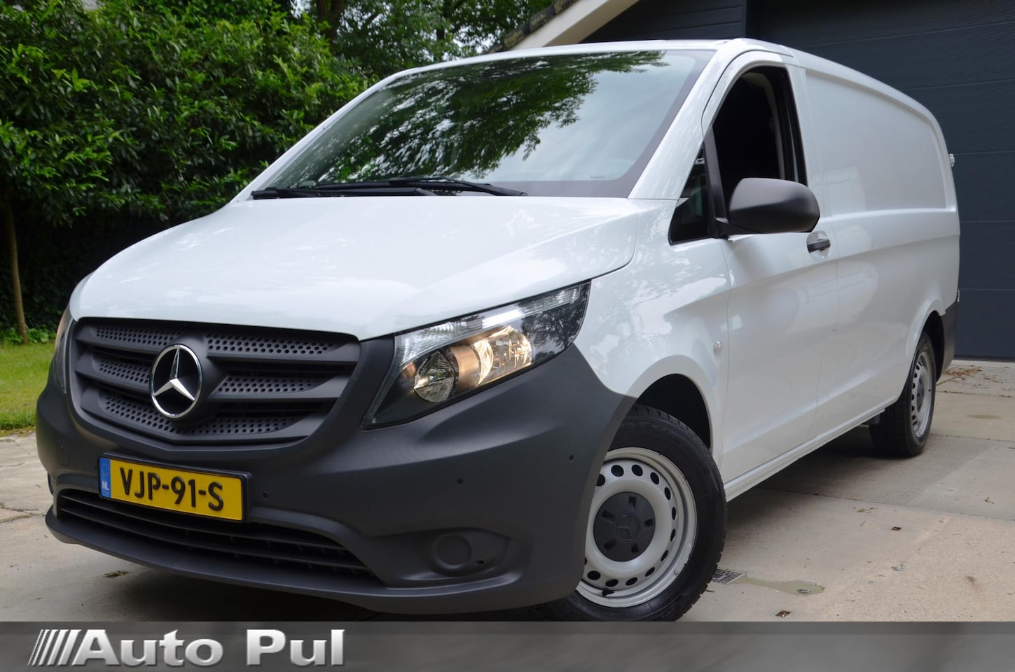 Mercedes-Benz Vito - 116 CDI Lang Navi/Airco/Pdc/Cr-Controle/Trekhaak/Achteruitrijcamera/Achterdeuren - AutoWereld.nl