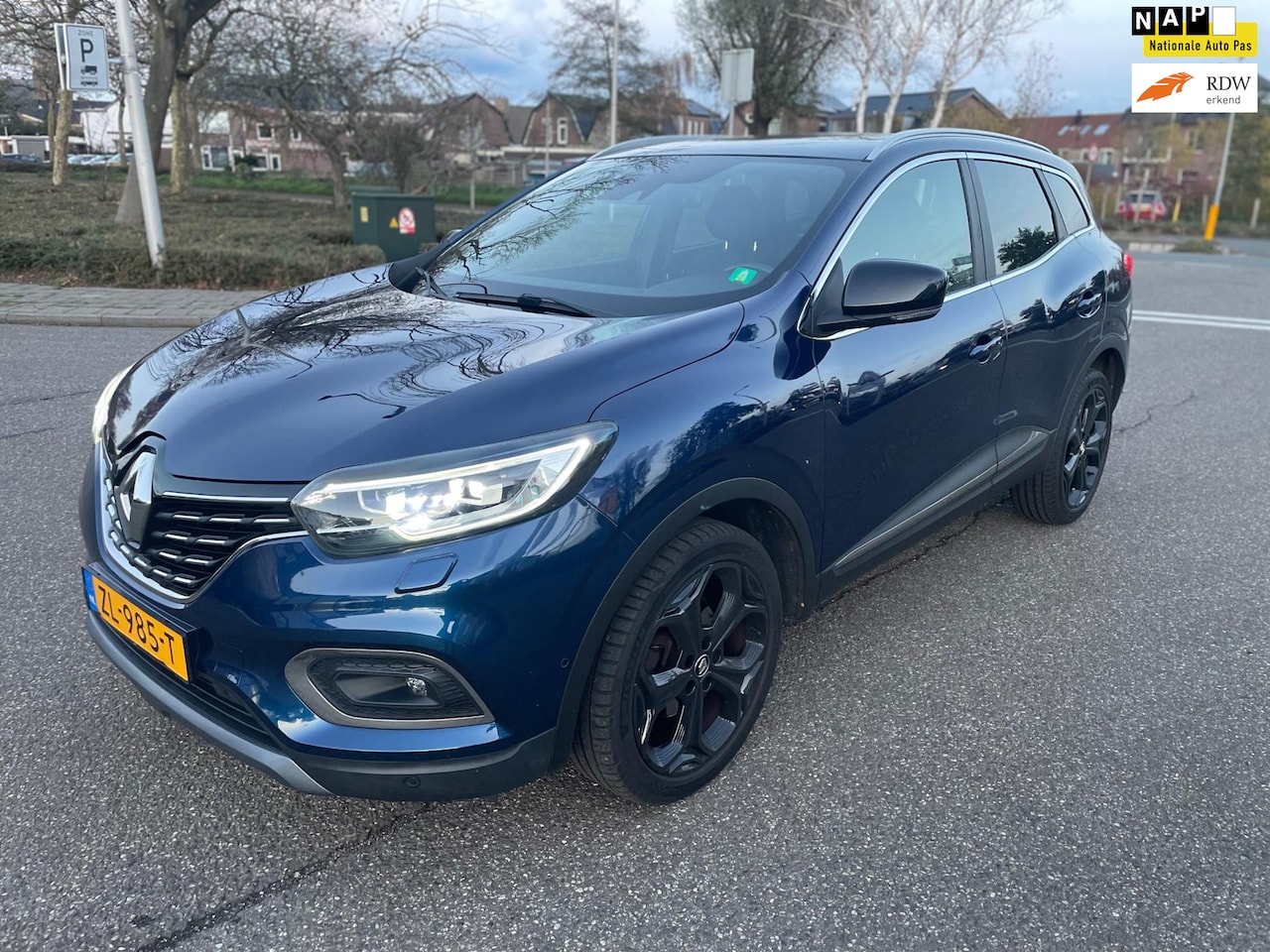 Renault Kadjar - 1.3 TCe Black Edition Bose 160 PK / navi / airco / cruise.control / elek.pakket / lmv / ca - AutoWereld.nl