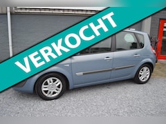 Renault Scénic - 2.0-16V Tech Line Automaat 5Drs Stuurbekrachtiging Jaar APK