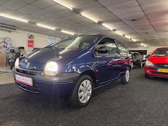 Renault Twingo - 1.2 Comfort. Stuurbekr, elec ramen, trekhaak, netjes onderhouden en meer