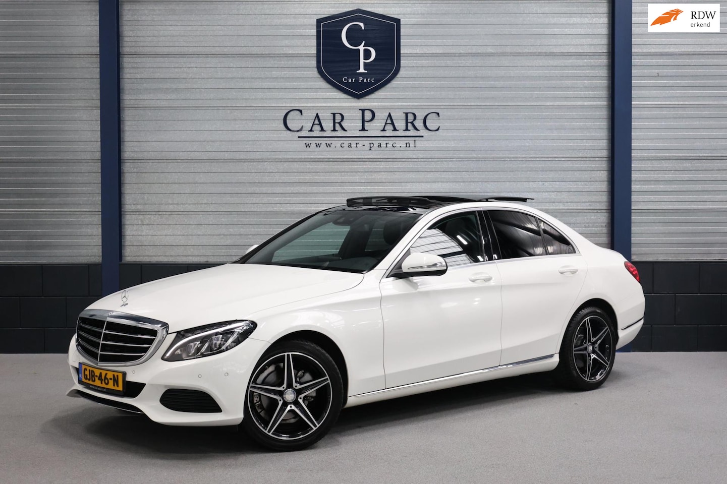 Mercedes-Benz C-klasse - 180 Prestige LED/SFEER/PANORAMADAK/HALF LEER+S.VERWARMING/PDC/LMV/CRUISE/ECC/12 MDN GARANT - AutoWereld.nl