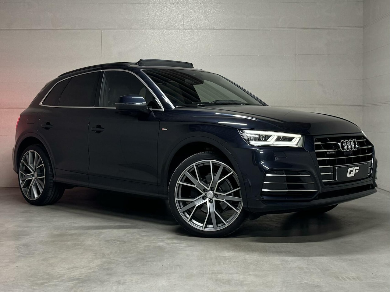 Audi Q5 - 2.0 TFSI quattro S-Line RS Zetels Pano Virtual Sfeer - AutoWereld.nl