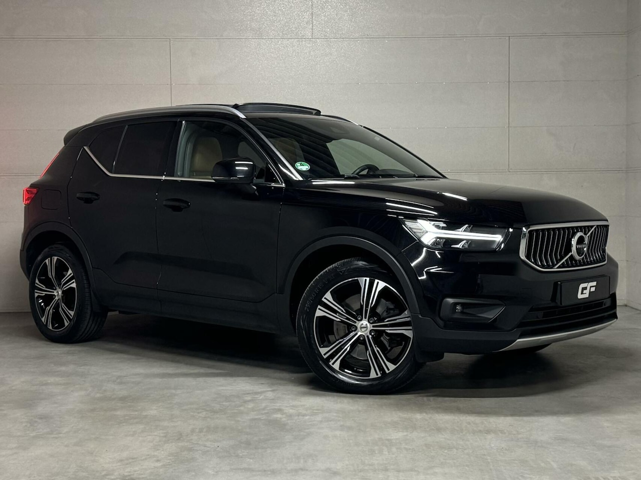 Volvo XC40 - T4 Recharge Inscription Pano H/K 360 ACC Trekh. - AutoWereld.nl