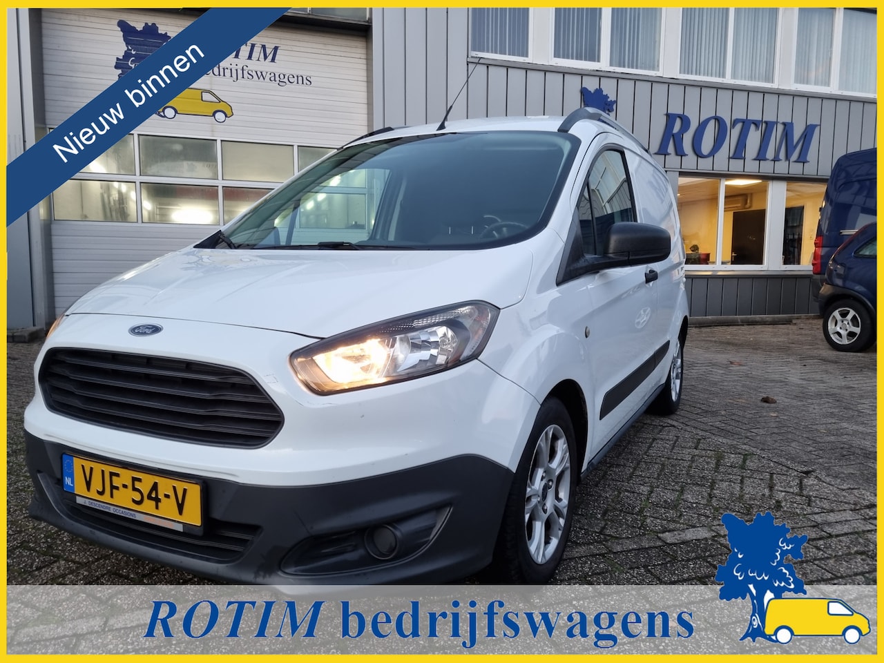 Ford Transit Courier - 1.0 BENZINE GRIJS KENTEKEN , EURO 6 - AutoWereld.nl